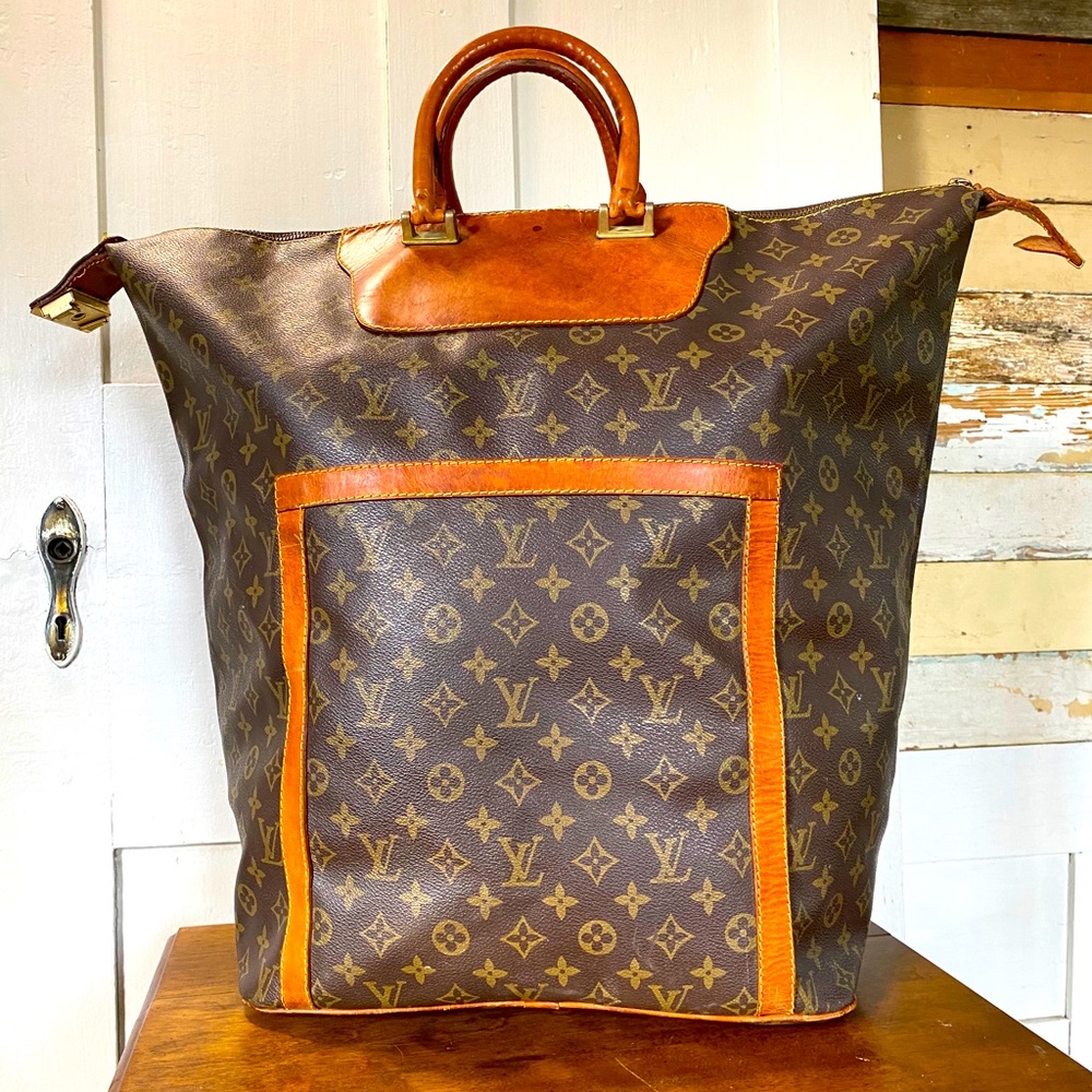 Vintage LV steamer